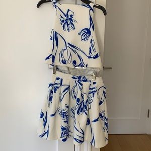 Bloomingdales brand girls 2 piece skirt set